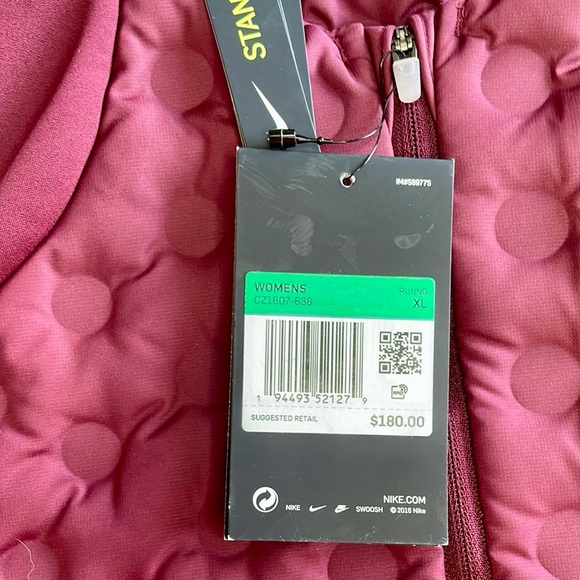 Nike Aeroloft Goose Down Running Vest - Picture 12 of 15